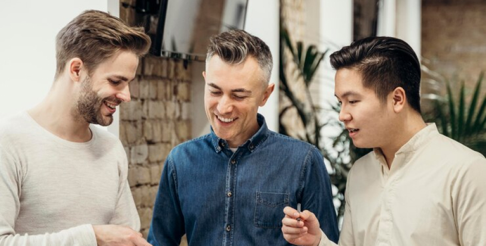 Our_team_banner_right 